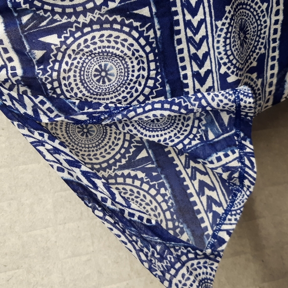 Chico's Navy and White Geometric Blouse - Picture 4 of 10